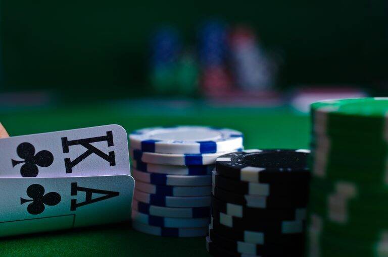 3 Things to Consider Before Joining a Canadian online casino