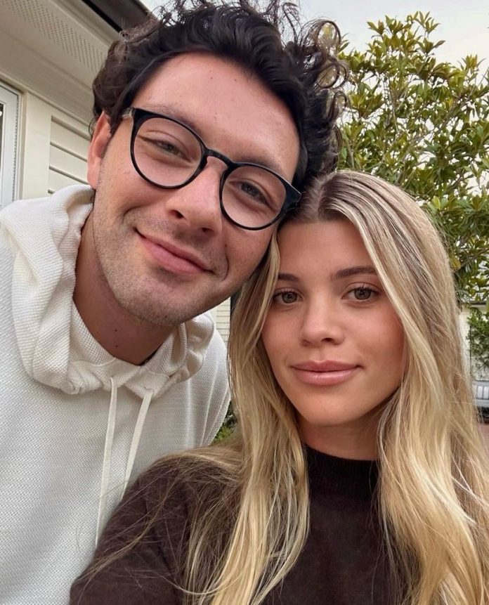 Sofia Richie shared a video of the moment she and her husband, Elliot Grainge, found out they are expecting a baby girl.(Photo: Instagram)