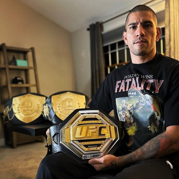 UFC light heavyweight champion Alex Pereira exposed his ex-fiancee on social media after discovering that his then-girlfriend was married. (Photo:Instagram)