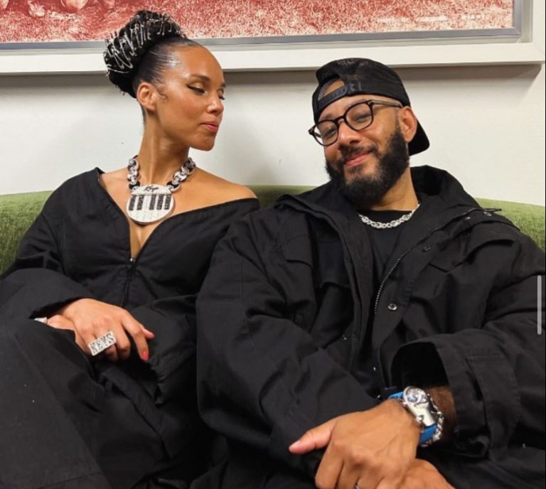 Swizz Beatz reacts to Usher hugging Alicia Keys during their duet at the Super Bowl 2024 halftime show