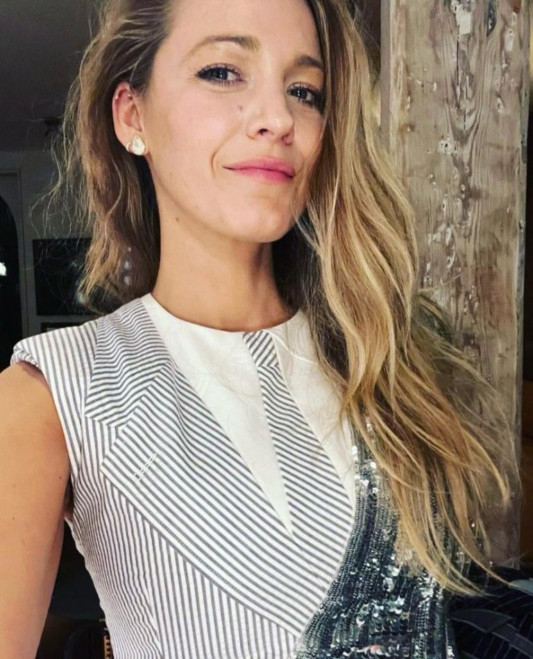 Blake Lively reveals dual function of tracksuit she wore at Super Bowl